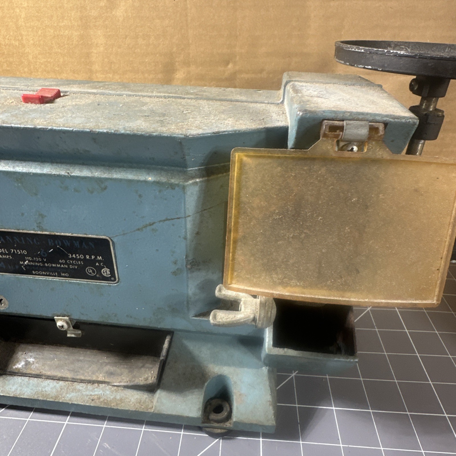 Manning Bowman 71510/6&Prime; Bench Grinder 8 Amps 3450 RPM Works/1/4HP Rare