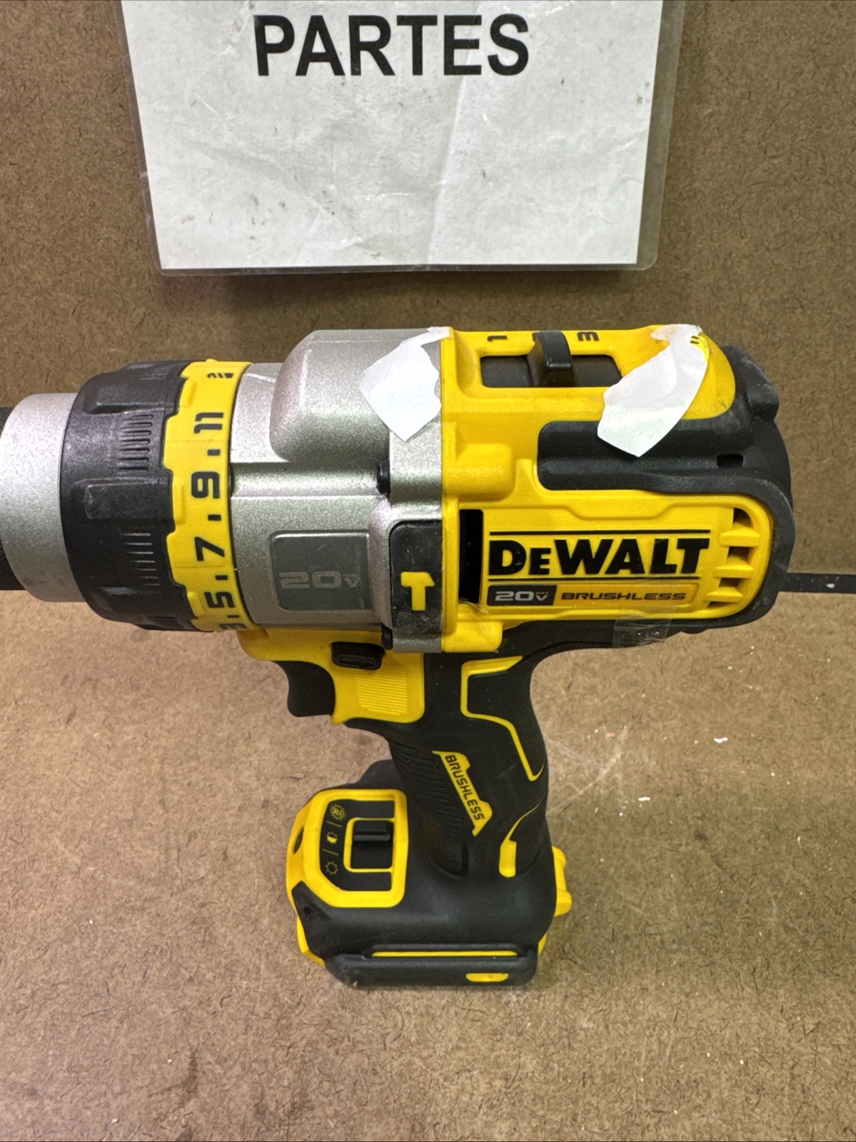 DEWALT DCD800B 20V MAX XR Brushless Li-Ion 1/2&Prime; Cordless Drill/Driver,-C100