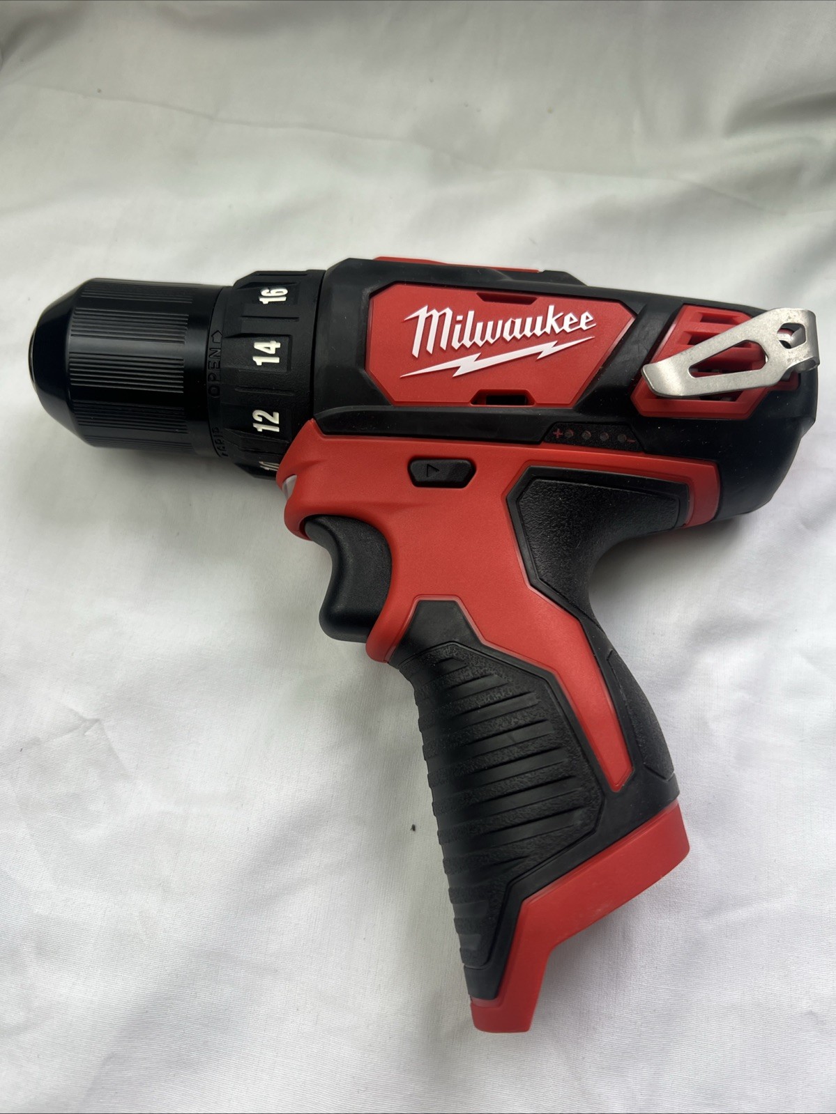 Milwaukee 2407-20 M12 Cordless Drill/Driver. 12V. NEW OPEN BOX.