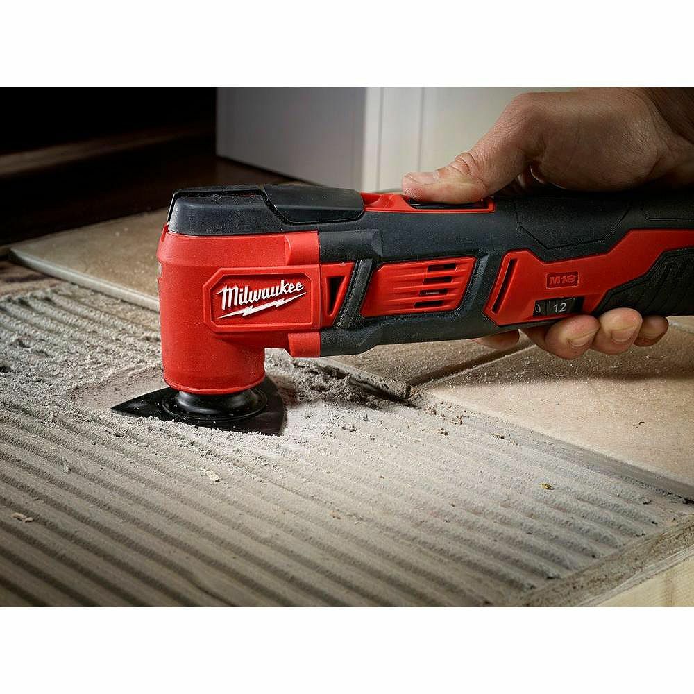 Milwaukee CANADA 18V Li-Ion Cordless Oscillating Multi-Tool (Tool Only)