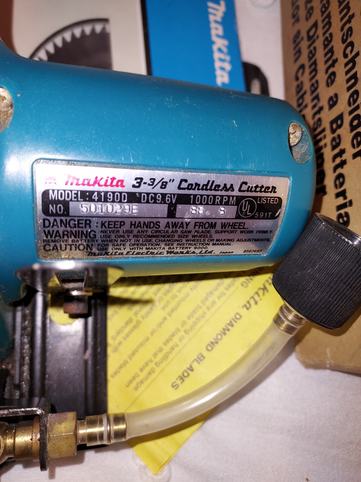 Makita 9.6v Wet Or Dry 4190D Saw Cordless