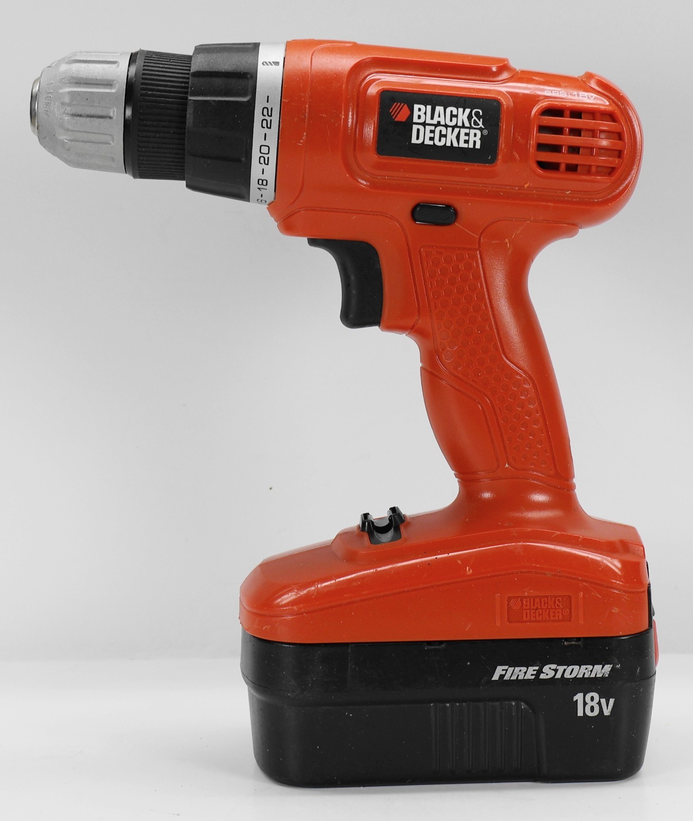 Black & Decker 18V Cordless Drill GC1800 With Battery, Untested Parts or Repair