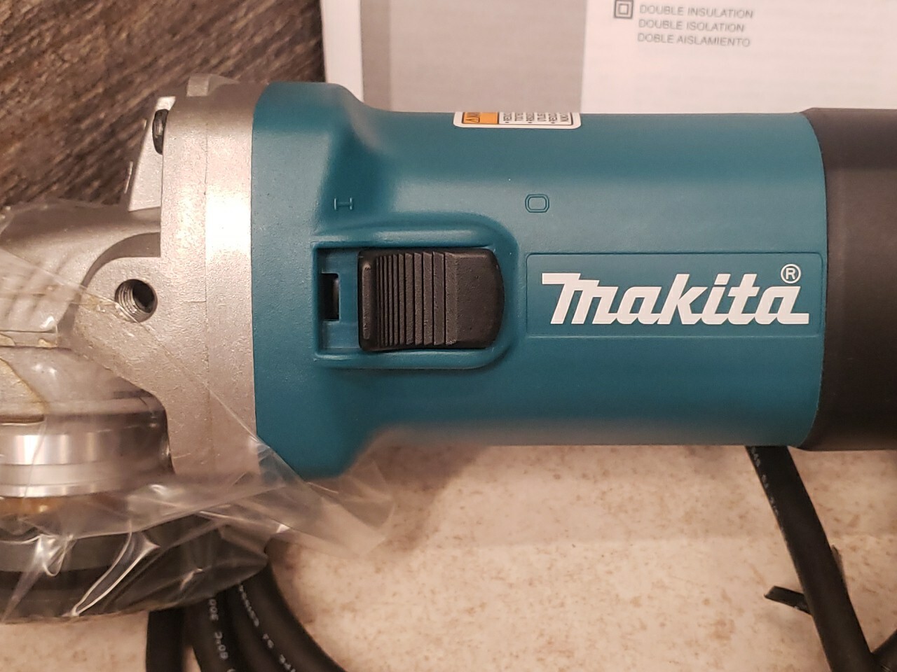 NEW Makita 9557NB 4-1/2&Prime; Corded Angle Grinder W/Side Handle & Accessories