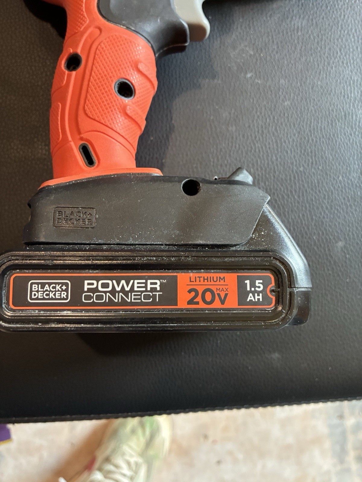 BLACK+DECKER 20V MAX Lithium-Ion Cordless Drill/Driver w Battery & Charging Port
