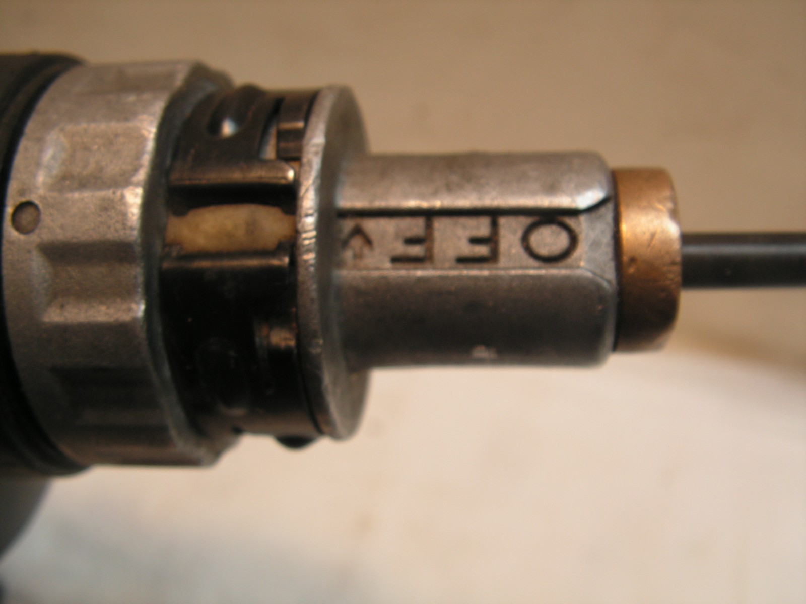 DW257 Dewalt VSR Deck/Drywall Screwdriver TYPE 4 Used, Good Condition. With Bit.