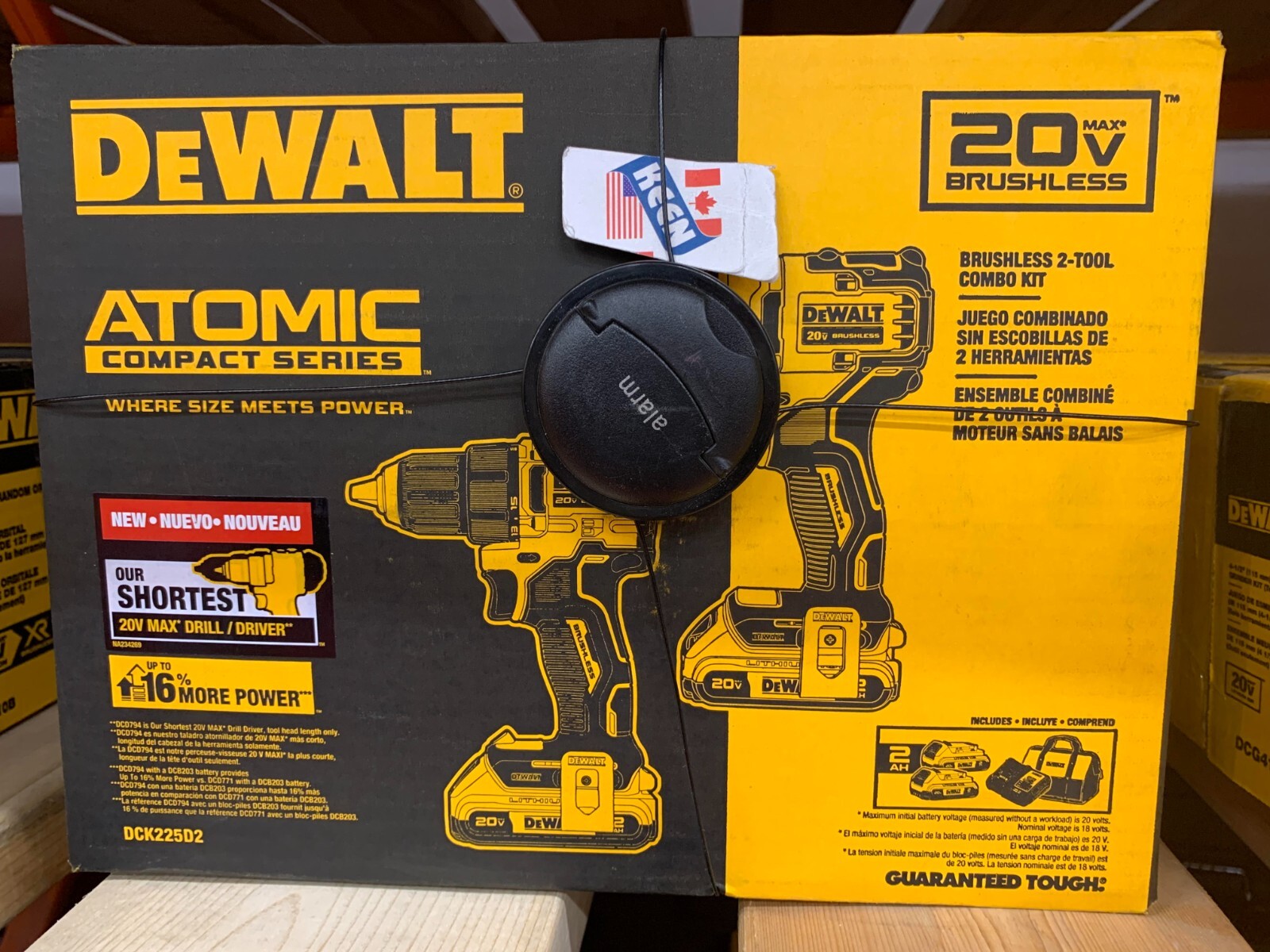 DEWALT 20V MAX Brushless Compact 1/2&Prime; Drill Driver and Impact Driver Kit