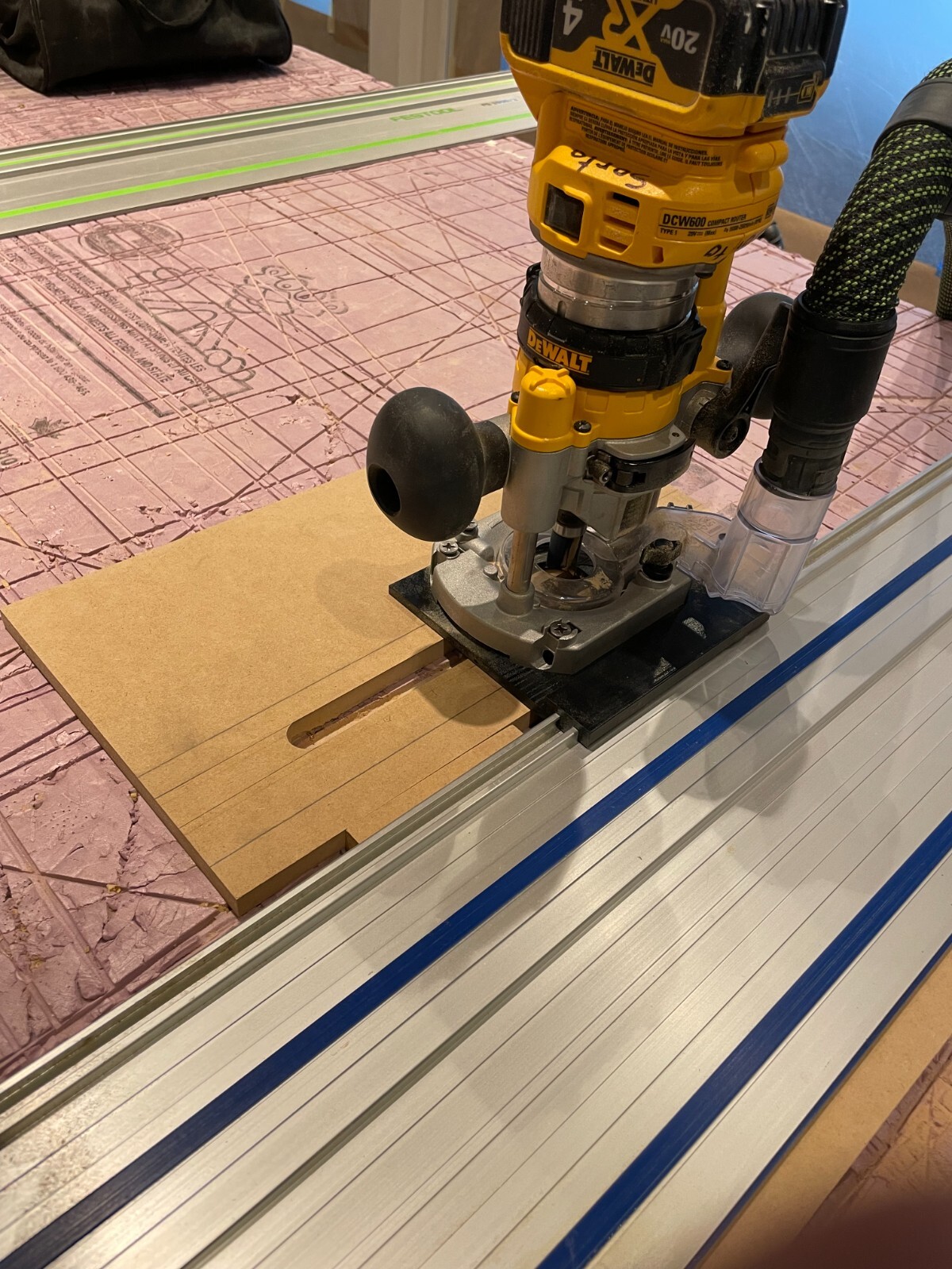 Dewalt Plunge Router Adapter For Kreg Track Saw Guide Rails – DNP612