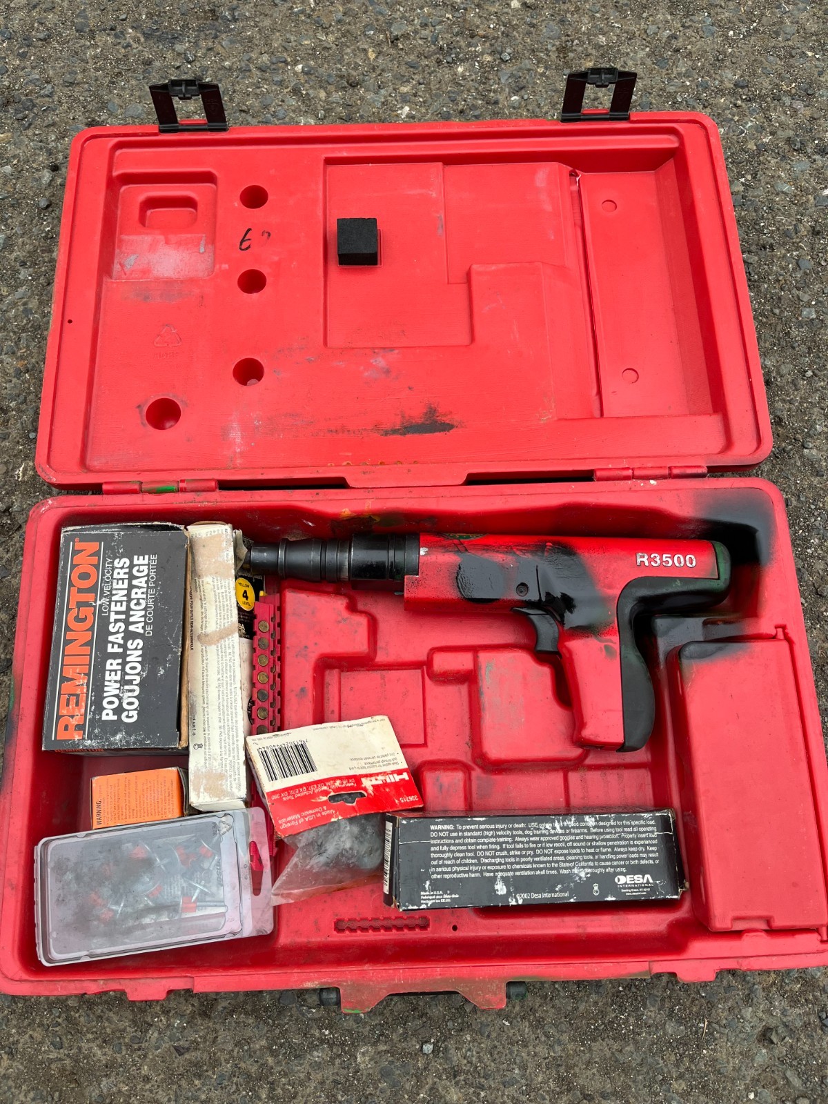 Milwaukee Cordles concrete Nail gun R3500
