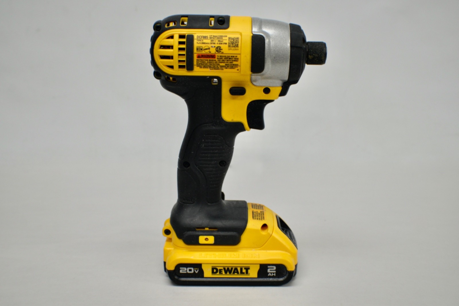 DEWALT DCF885B 20V 1/4 in. Impact Driver – Black/Yellow w/ battery