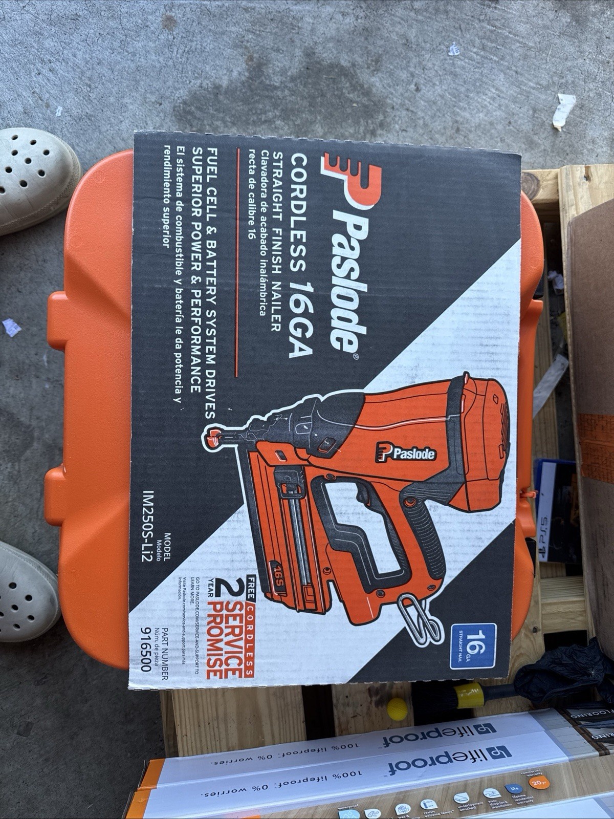 Paslode 916200 IM250A-Li2 16GA Cordless Finish Nailer Kit Fuel Cell Incl NEW
