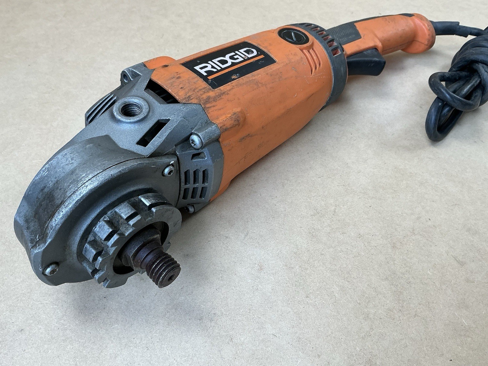 RIDGID R10202 120V 7in. Angle Grinder FOR PARTS OR REPAIR