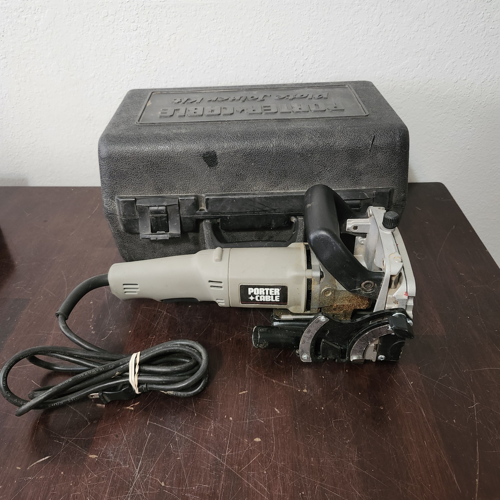 Porter Cable 557 Biscuit Joiner 7 Amp Woodworking Joiner w/ Hard Case & Manual