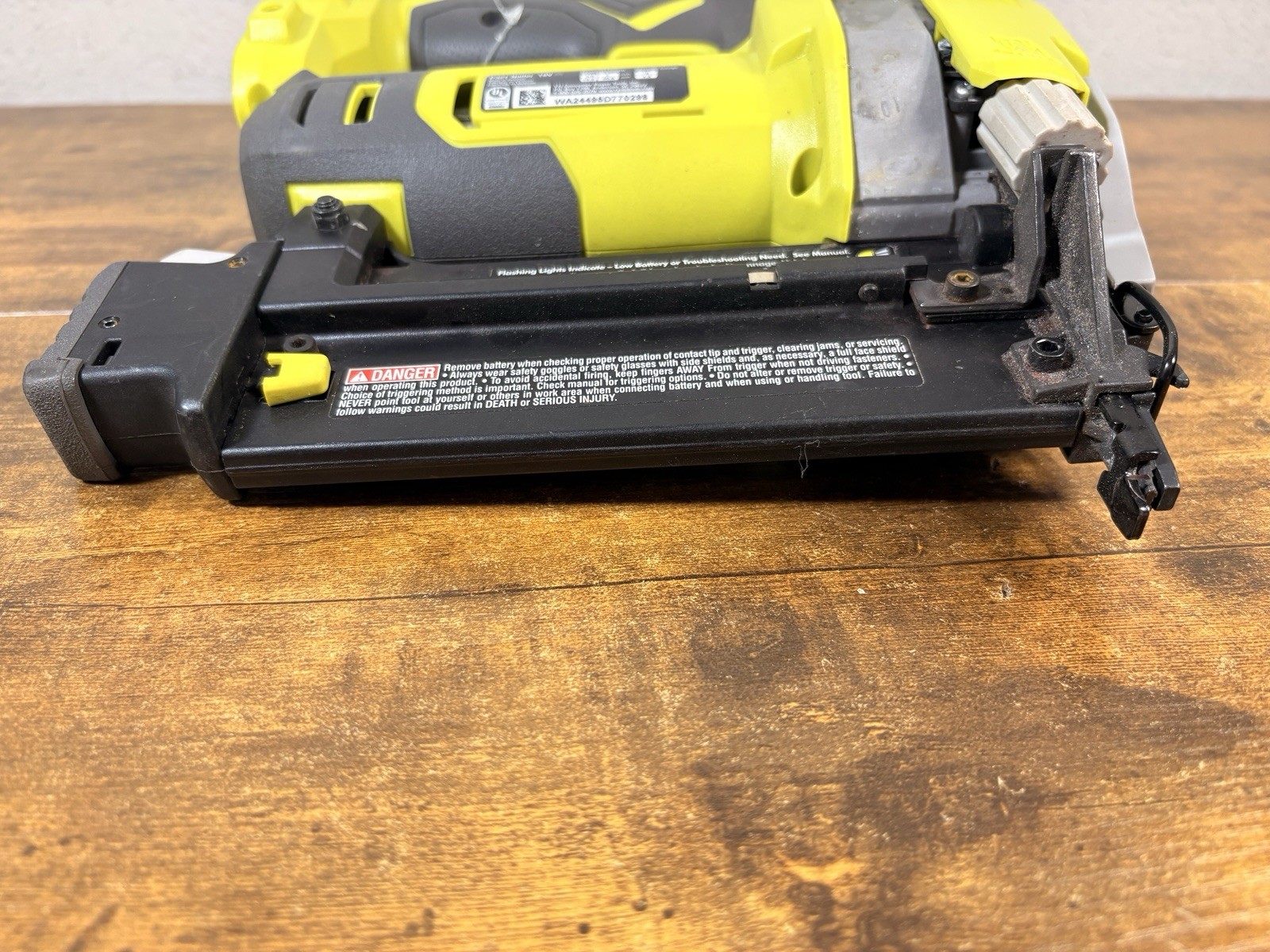 PARTS OR REPAIR RYOBI ONE+ 18V 18-Gauge AirStrike Brad Nailer TOOL ONLY P321