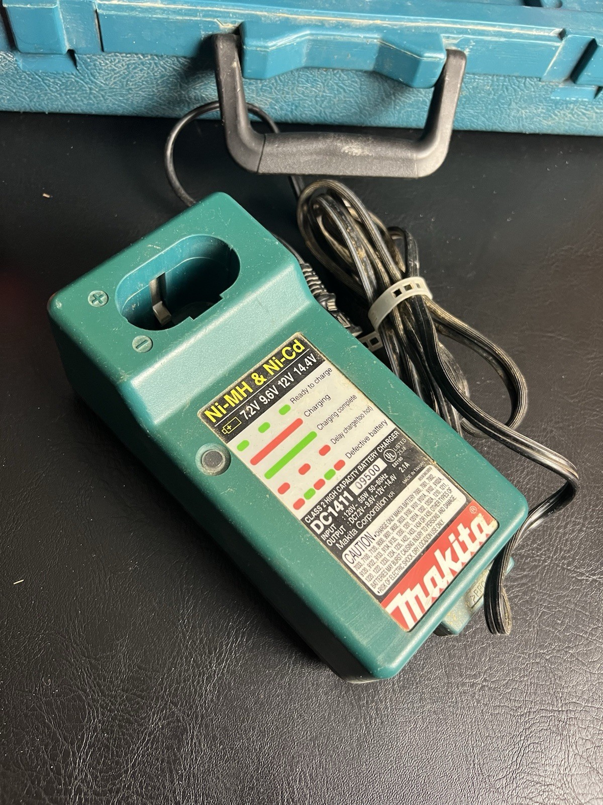 Makita 5093D Mini Circular Saw Electric With 2 Batteries, Charger, Case, Blades