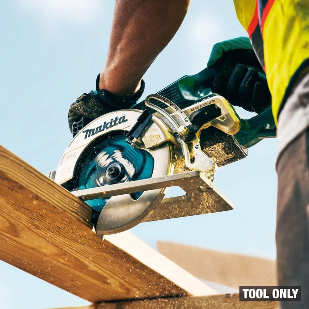 Makita 18V X2 LXT 7-1/4 in. Brushless Cordless Circular Saw (Tool-Only)