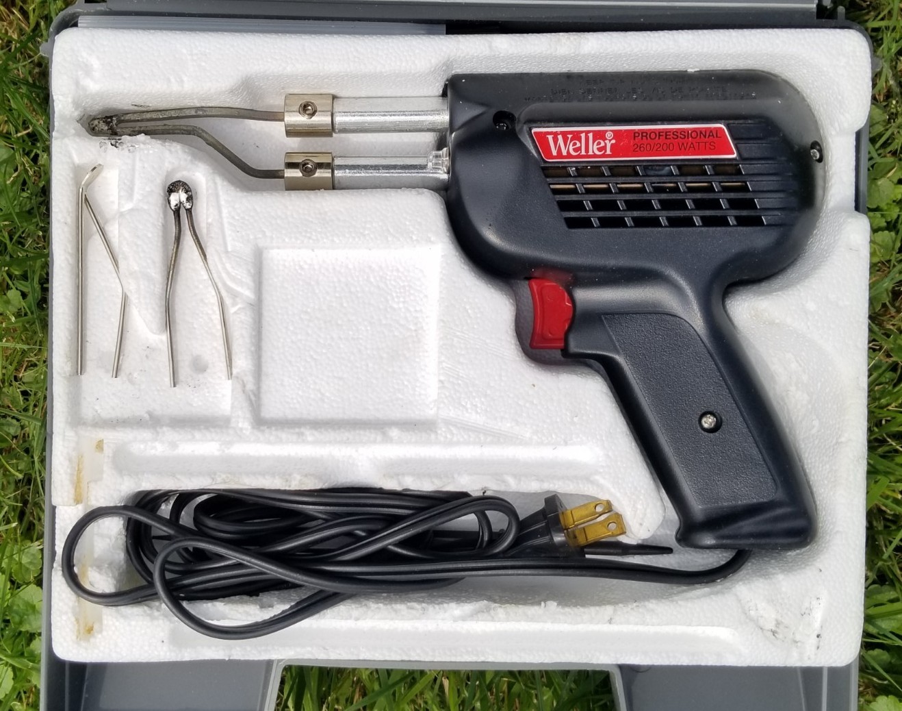 Weller Model D550 Soldering Gun 260/200 Watts W/ Hard Case