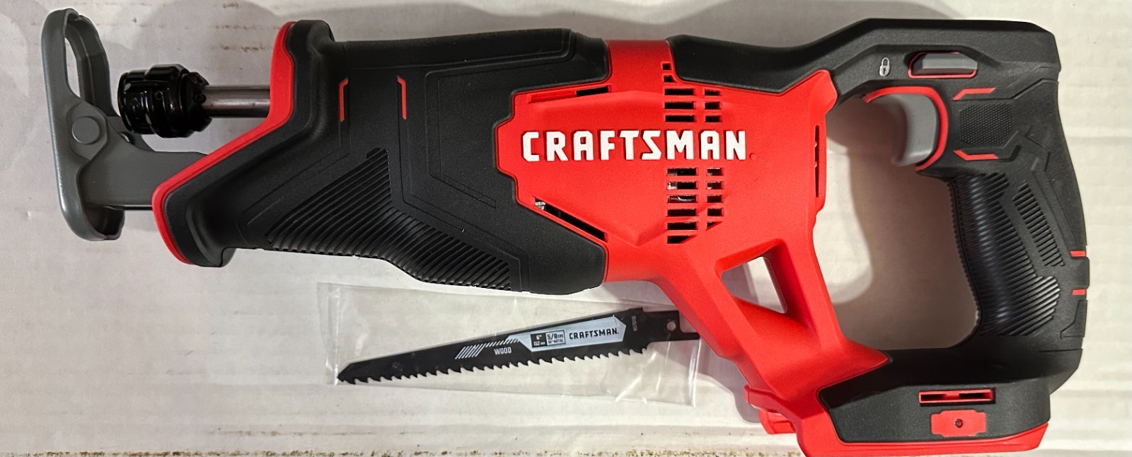 Craftsman CMCS300B V20* Cordless Reciprocating Saw (Bare Tool) & New Blade