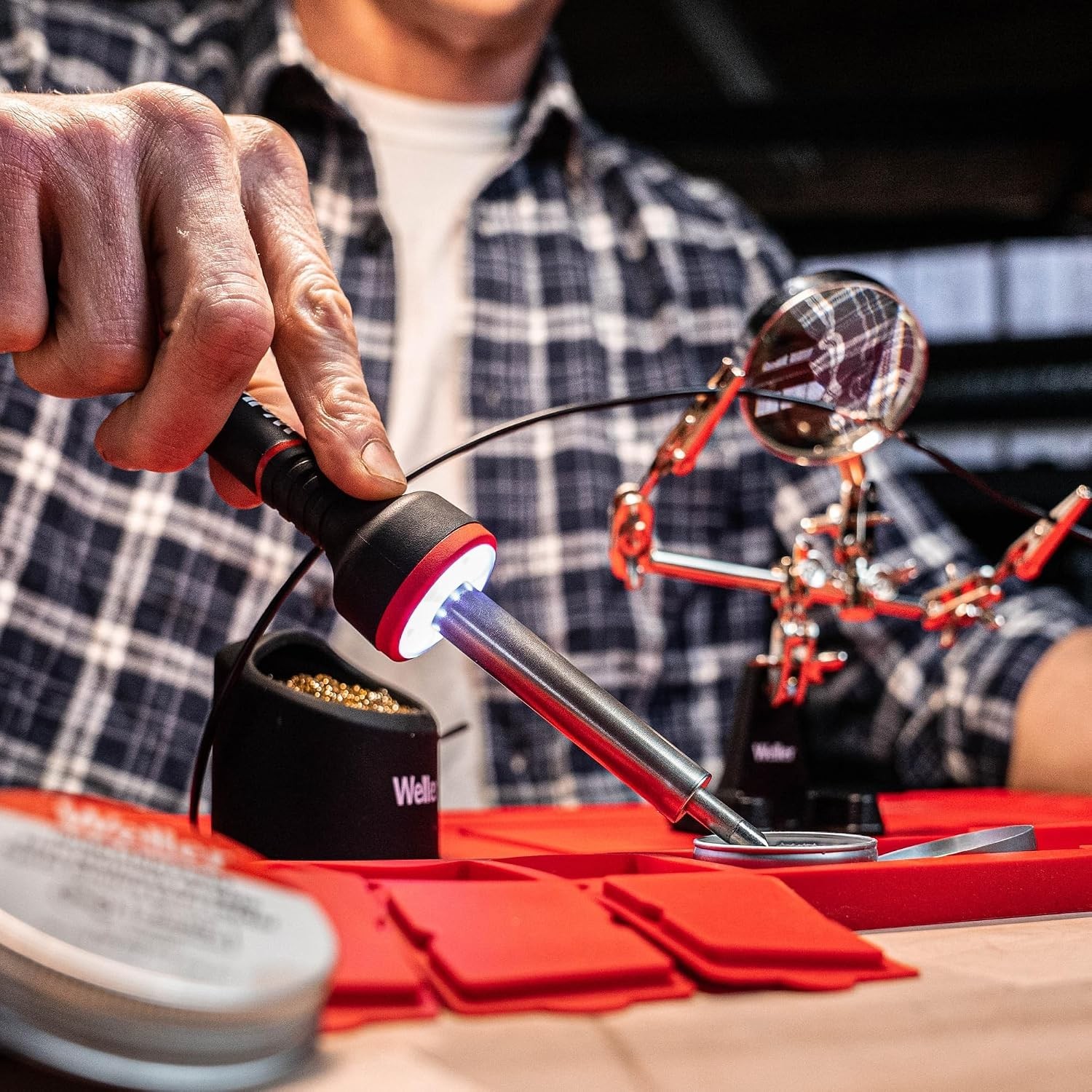 Efficient 30W Soldering Iron Kit with Enhanced Visibility & Comfortable Grip