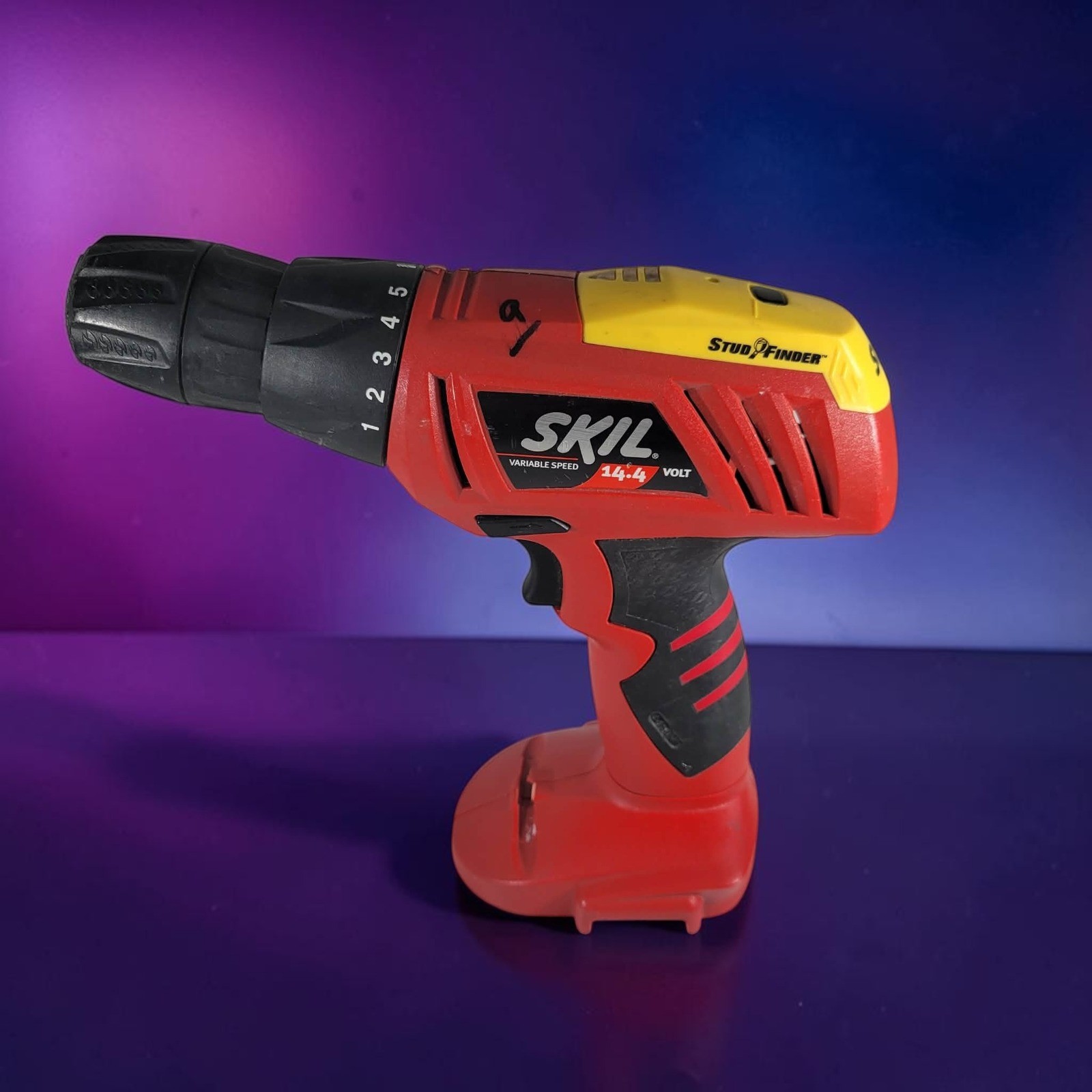 Skil 2567 14.4V Cordless Drill Driver with Stud Finder TESTED Red Black Yellow