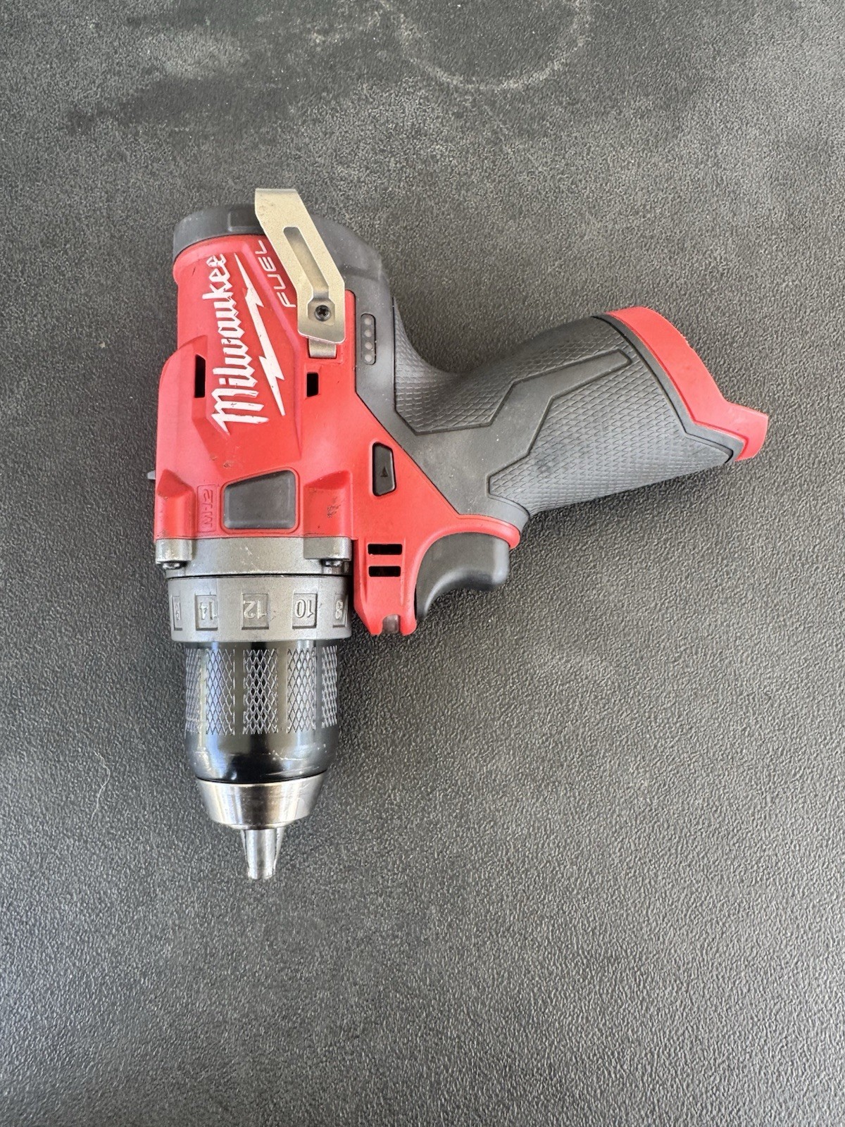 Milwaukee 2504-20 M12 12V Cordless Mini Drill/Driver – Red