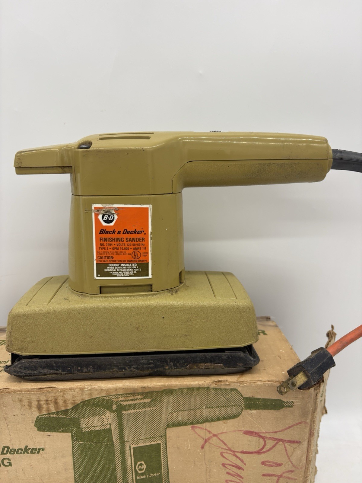 Vintage Black & Decker Finishing Sander Model 7404 in Original Box WORKS