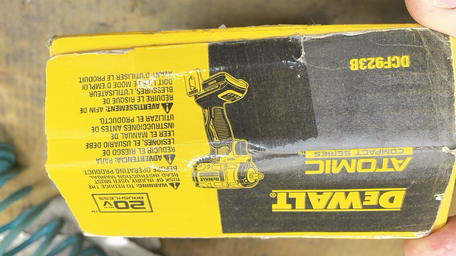 DEWALT DCF923B 20V 3/8inch Impact Wrench