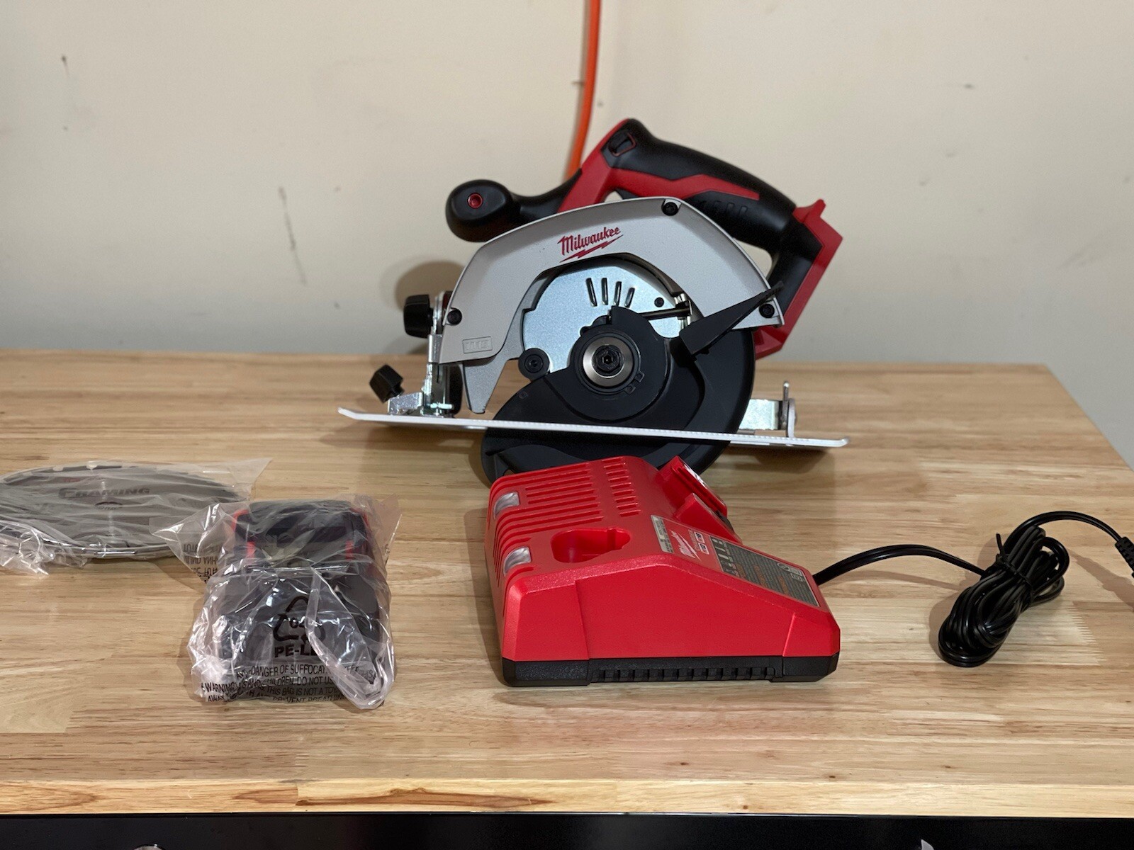 M18 6.5in Circular Saw W/ Charger And 3ah Battery