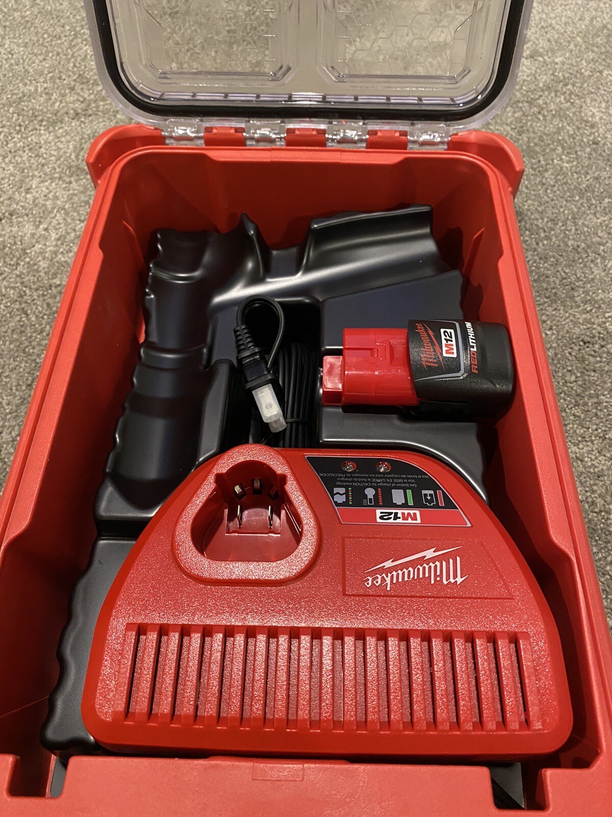 New Milwaukee M12 Drill/Driver Packout Organizer w/Batteries/Charger 2407-22PO