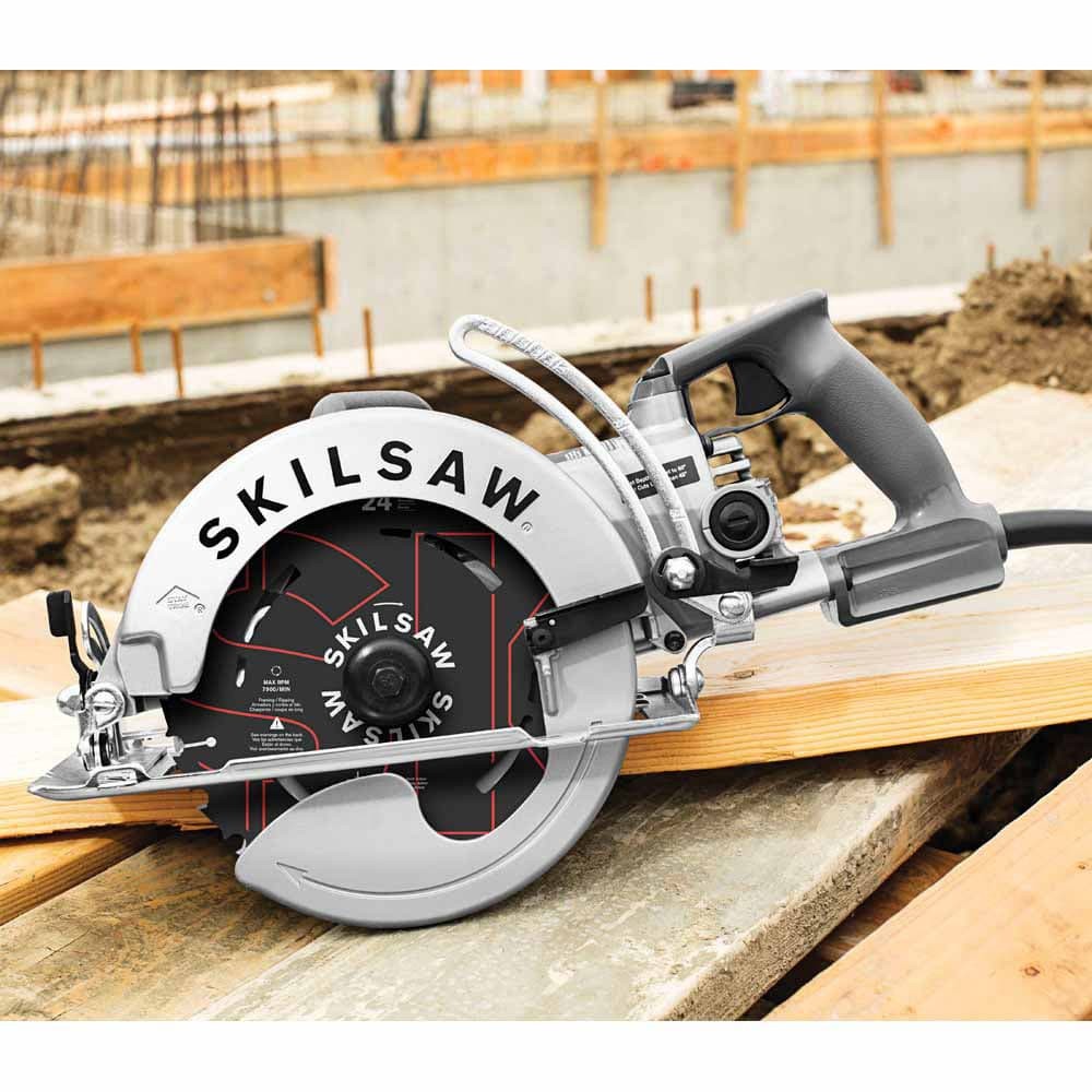 Skil SPT78W-01 8-1/4-Inch 15 Amp Corded Aluminum Worm Drive Saw, 60Â° Bevel Cut