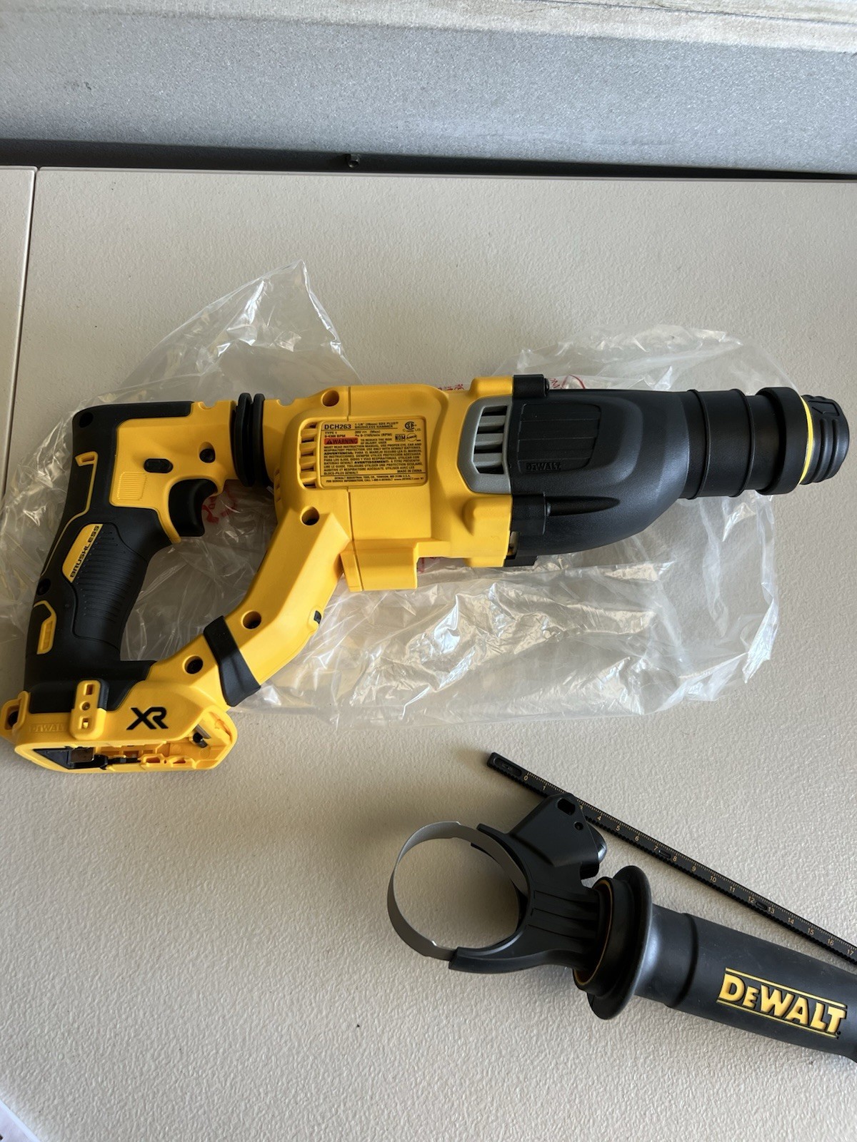 DEWALT DCH263B 20V MAX Rotary Hammer SDS Plus 1-1/8-Inch TOOL ONLY