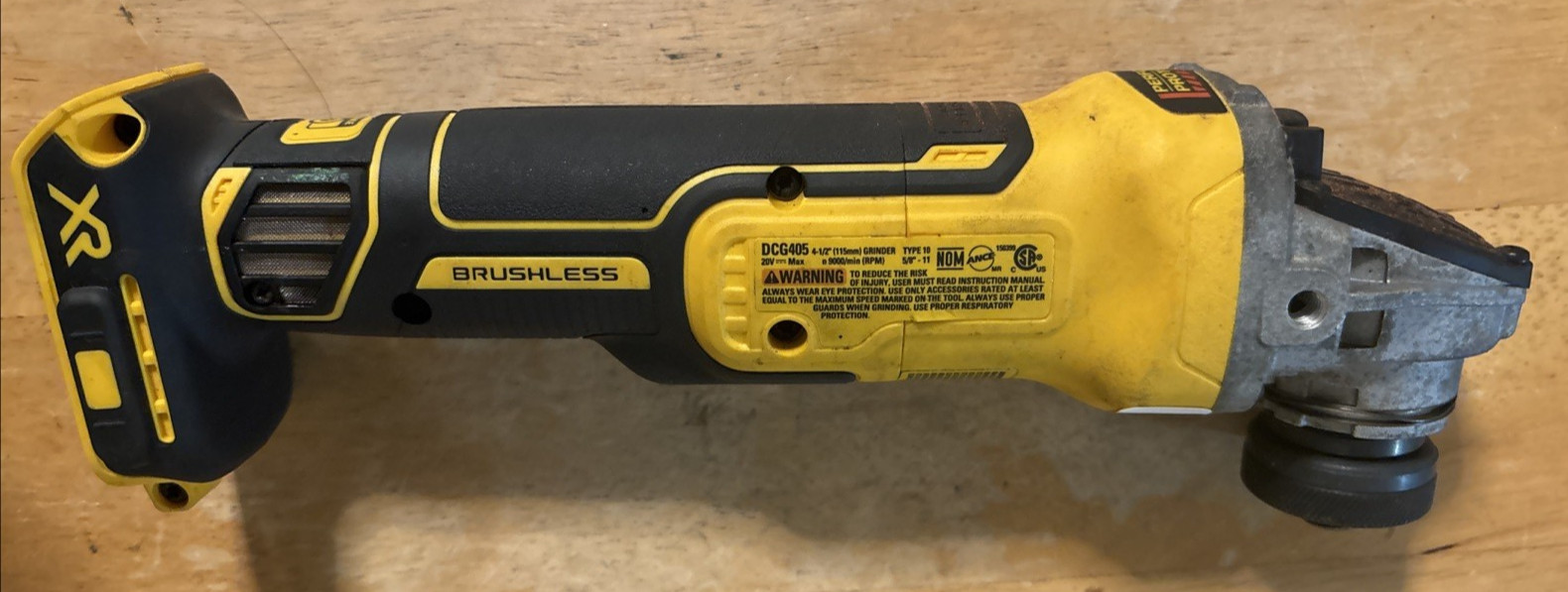 Dewalt (DCG405) – 20V Cordless 4-1/2&Prime; Grinder (Tool Only)… FREE S&H!