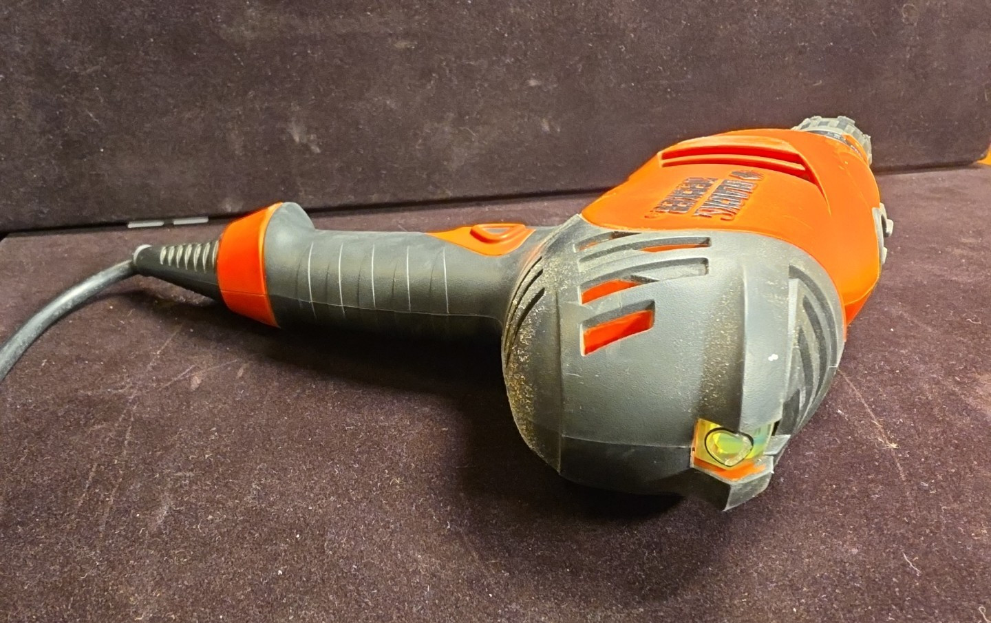 Black and Decker DR220 Corded 3/8&Prime; Variable Speed Drill with Case (No Bits)