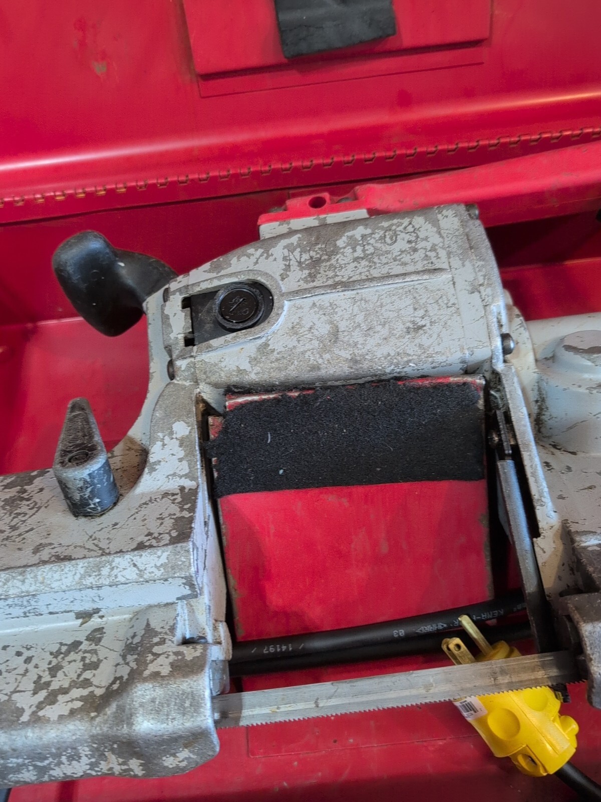 Milwaukee 6230 Heavy Duty Deep Cut Portable Bandsaw 120V – w/ Metal Case