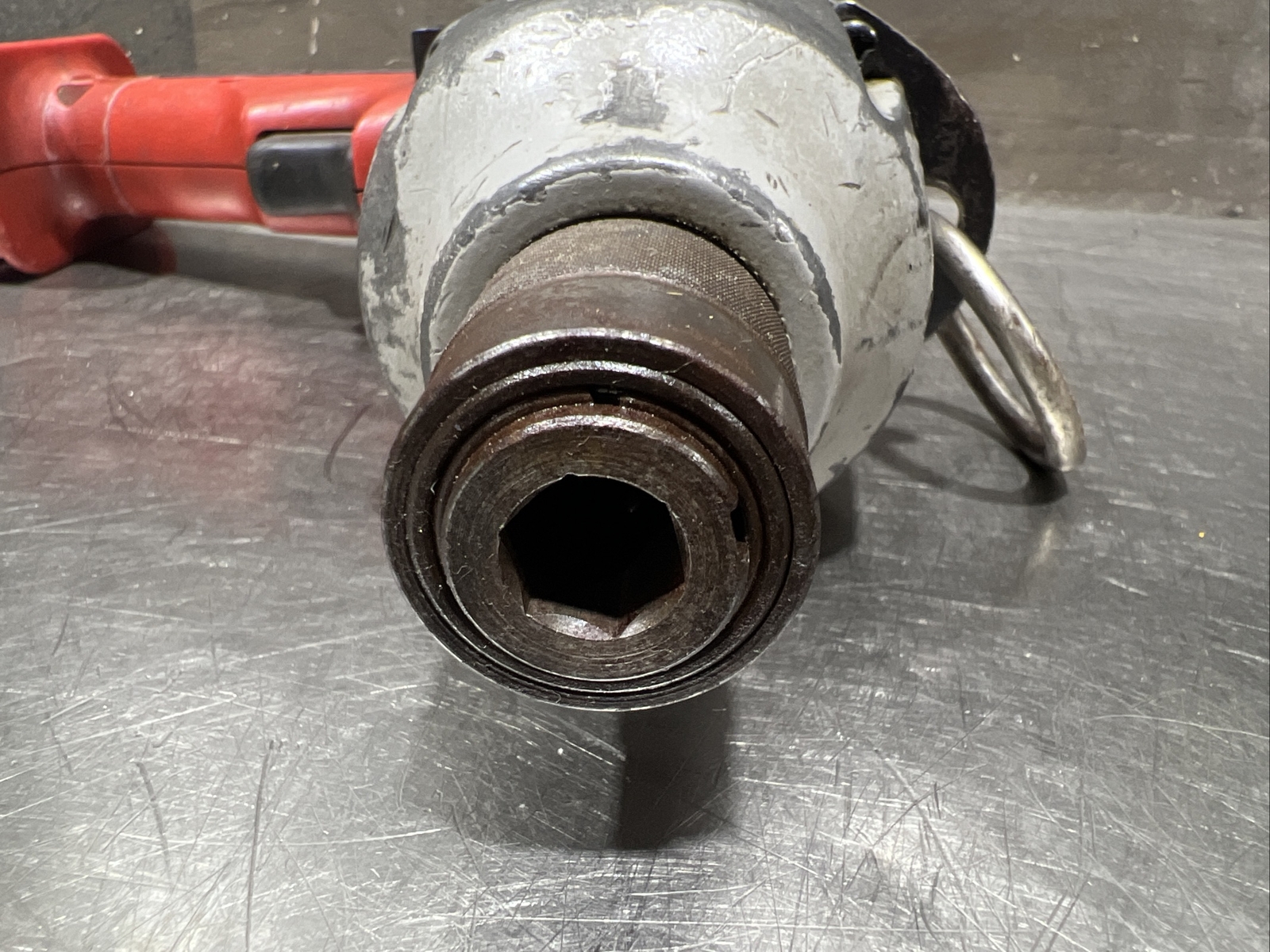 Milwaukee Impact Wrench 18 Volt, 1400 RPM, 7/16in 270ft.-Lbs Torque Mod 9099-20