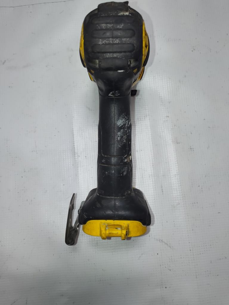 DEWALT DCF885 (P31008821)