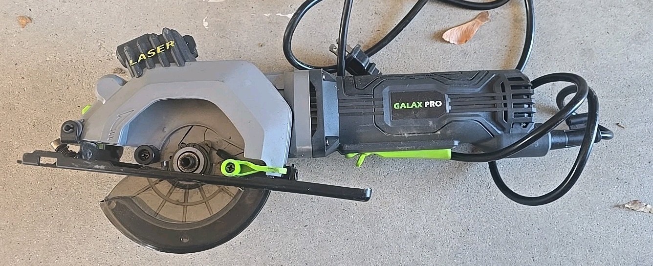 5.8 Amp 3500 RPM Circular Saw, Max. Cutting Depth 1-11/16&Prime;(90°),1-1/8&Prime; 45° READ*