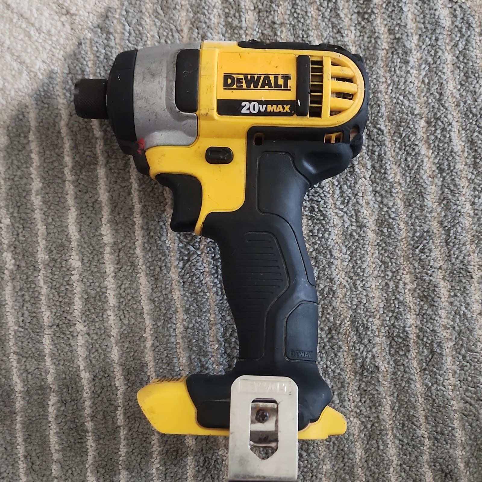 DEWALT DCF885 20V MAX Cordless Impact Driver 1/4in Keyless Tool Only