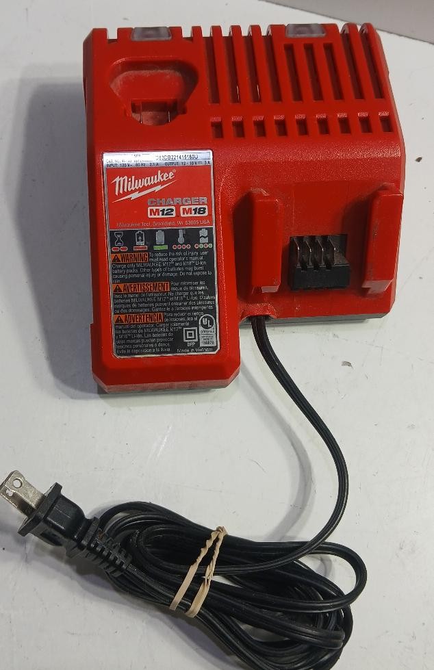MILWAUKEE TOOLS 2606-20 (P11037601)