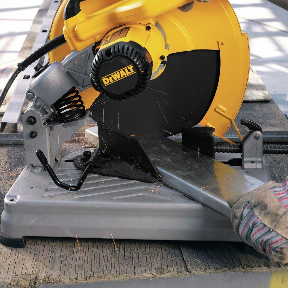DEWALT 14 in. Chop Saw w/ Quick-Change System D28715 Certified Refurbished