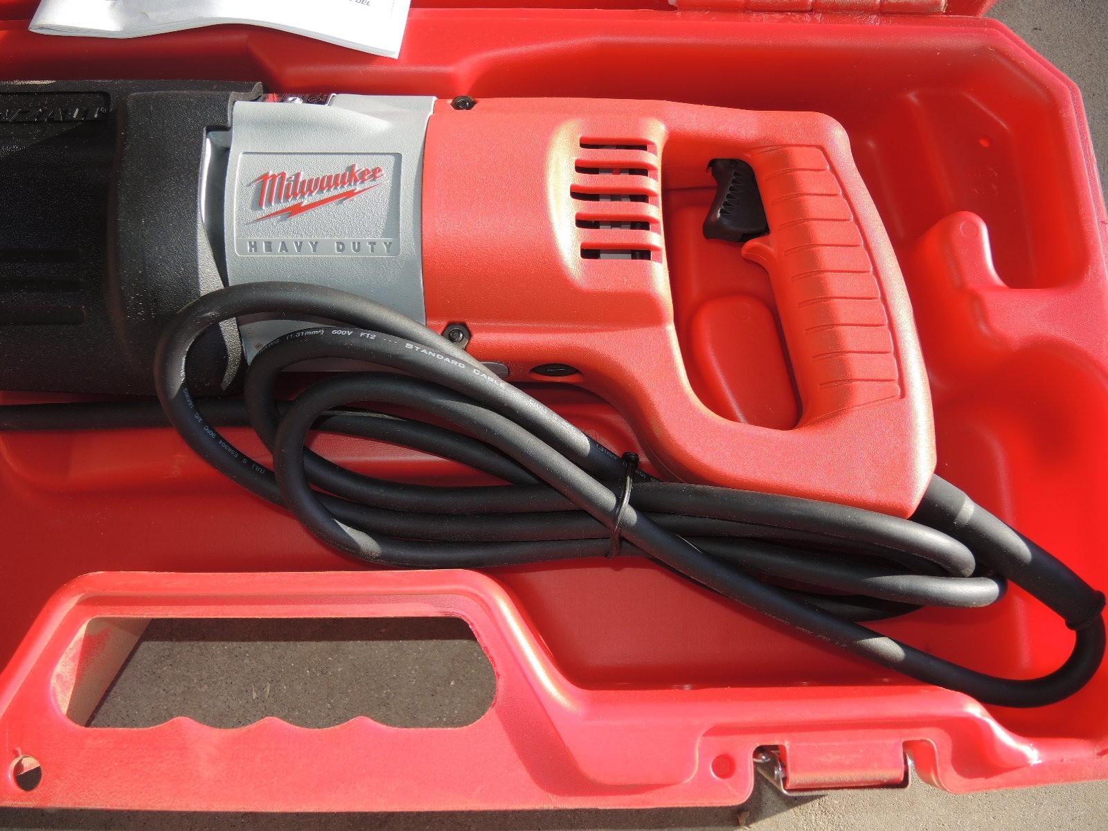 Milwaukee 6509-31 12 Amp Sawzall Reciprocating Saw