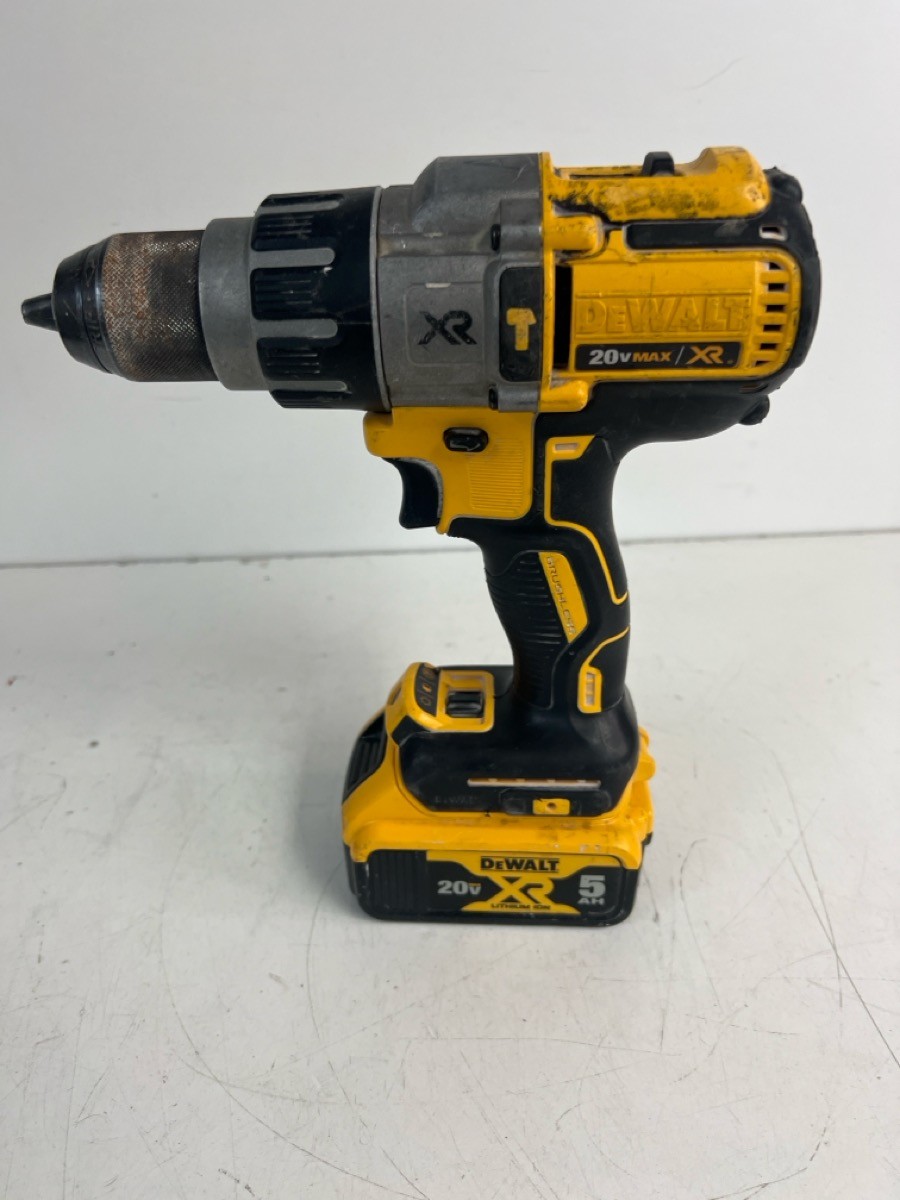 DEWALT DCD996 20V Max Brushless 1/2&Prime; Hammer Drill With 1 5AH Battery (P24036526)