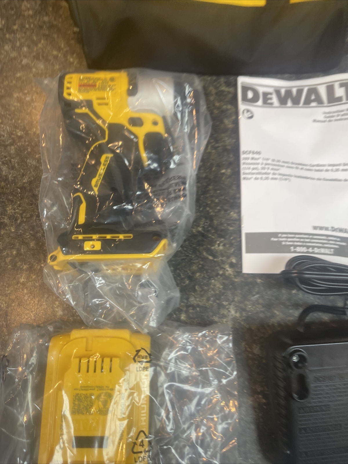 DEWALT 20V MAX Impact Driver Kit – DCF840 W/ Carrying Bag New W/out Box