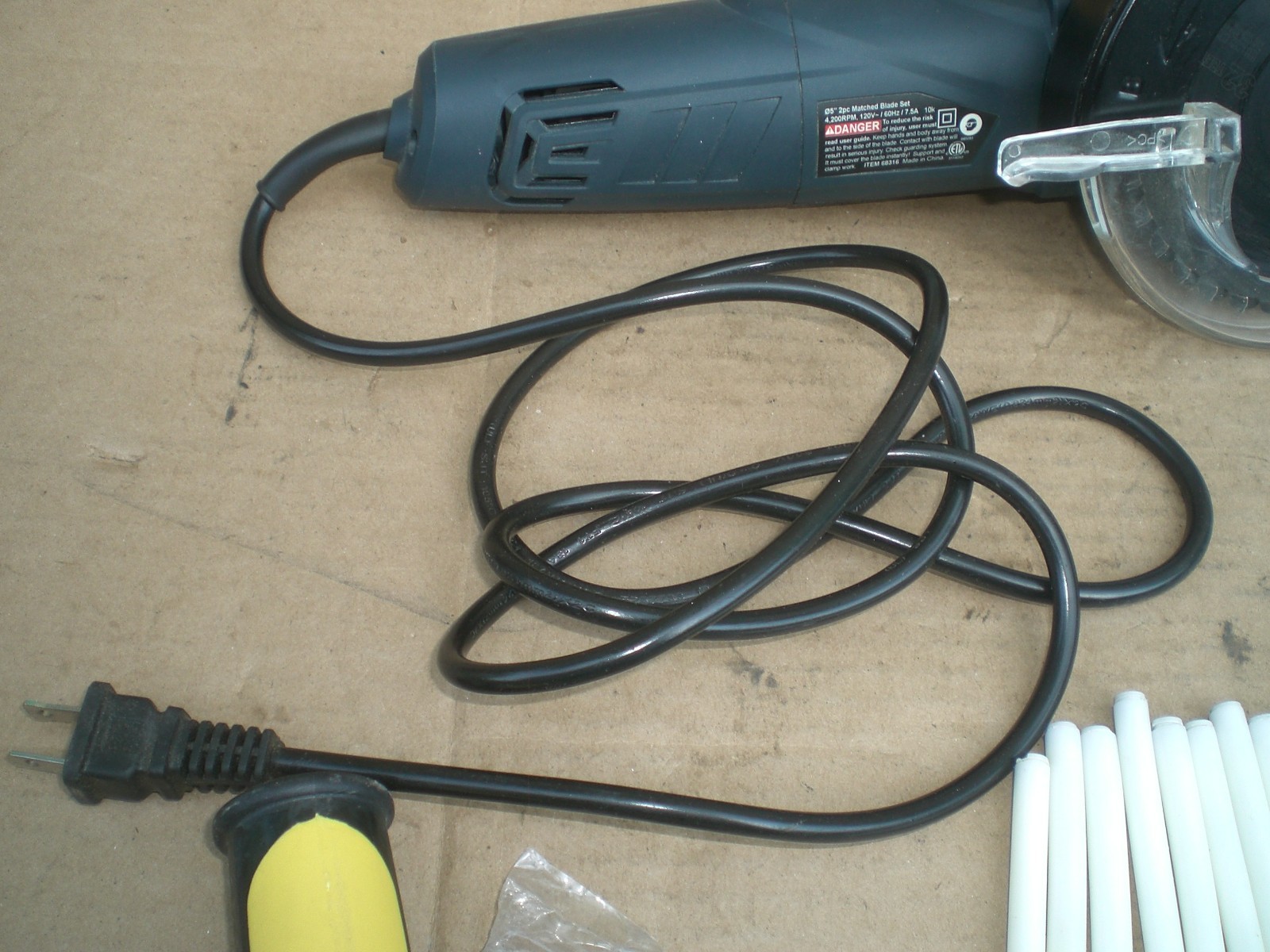 Chicago Electric Professional Double Cut Saw 68316