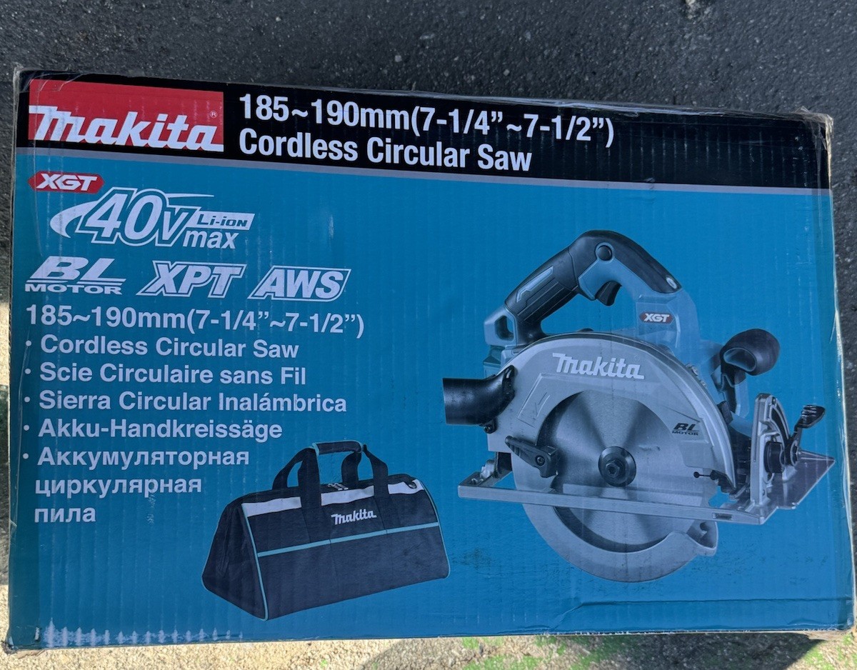 Makita GSH01M1 40V Max XGT 7-1/4 in. Cordless Circular Saw Kit (4.0 Ah)