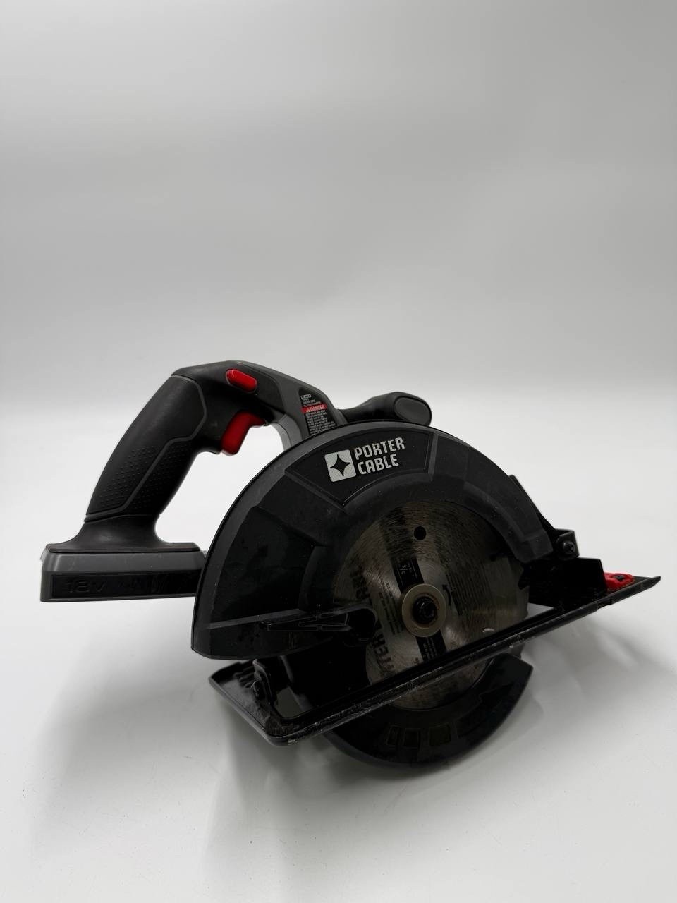 Porter Cable PC186CS 18V type 2 Cordless Circular Saw 3700 RPM- Tool & Blade