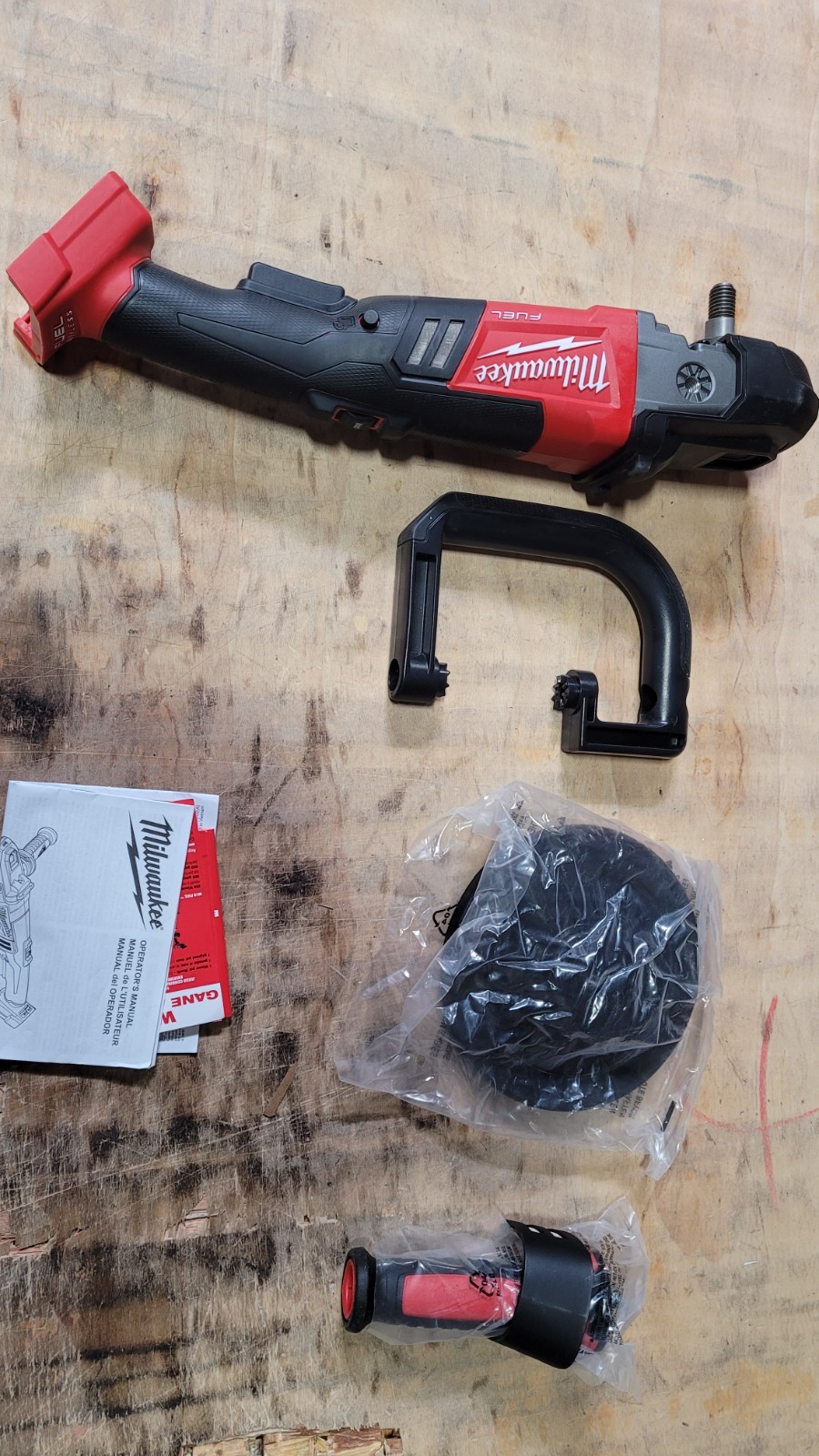 Milwaukee 2738-20 M18 FUEL 7&Prime; Variable Speed Polisher (Tool Only)