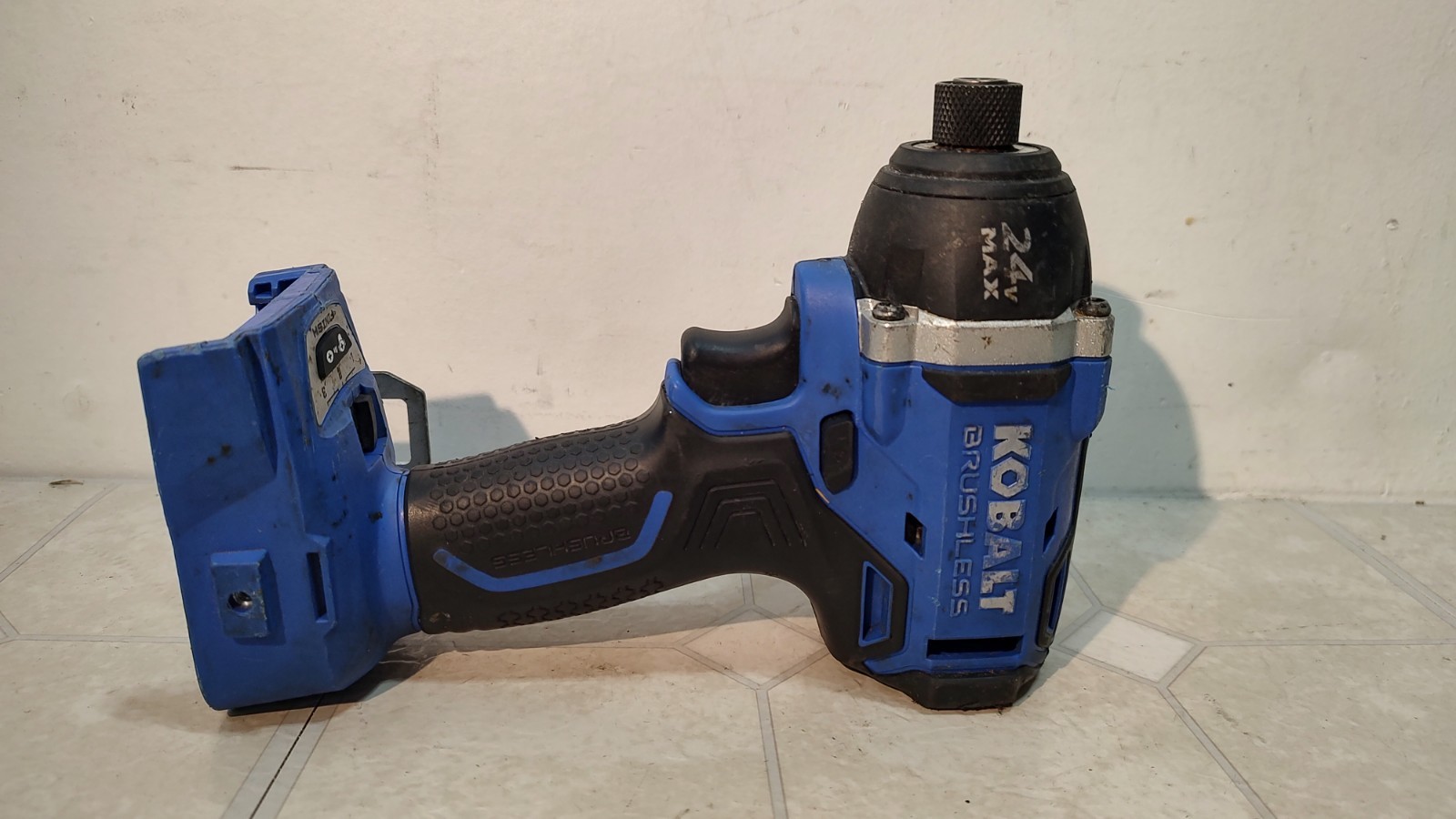 Kobalt 24V Max Brushless 1/4” Impact Driver KID324B-03 Tool Only Tested (Video)