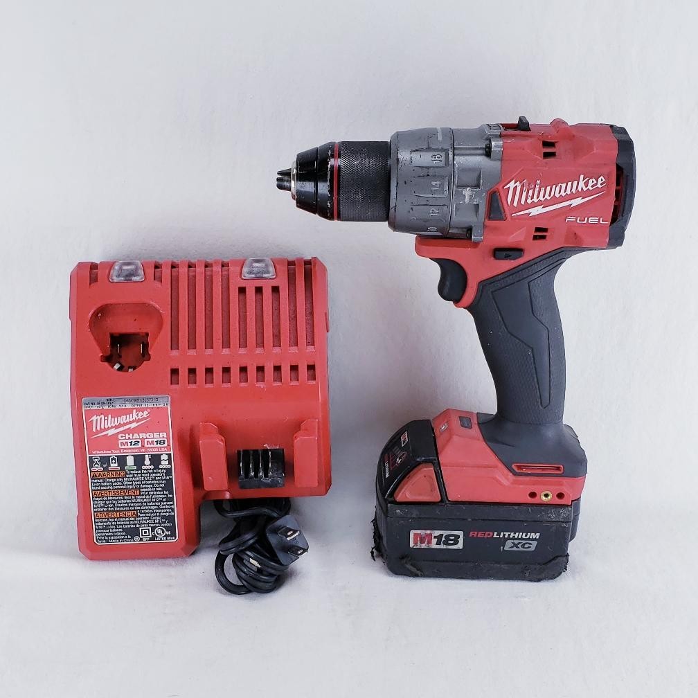 Milwaukee M18 FUEL 18V Li-Ion Cordless 1/2&Prime; Hammer Drill/Driver – 2904-20