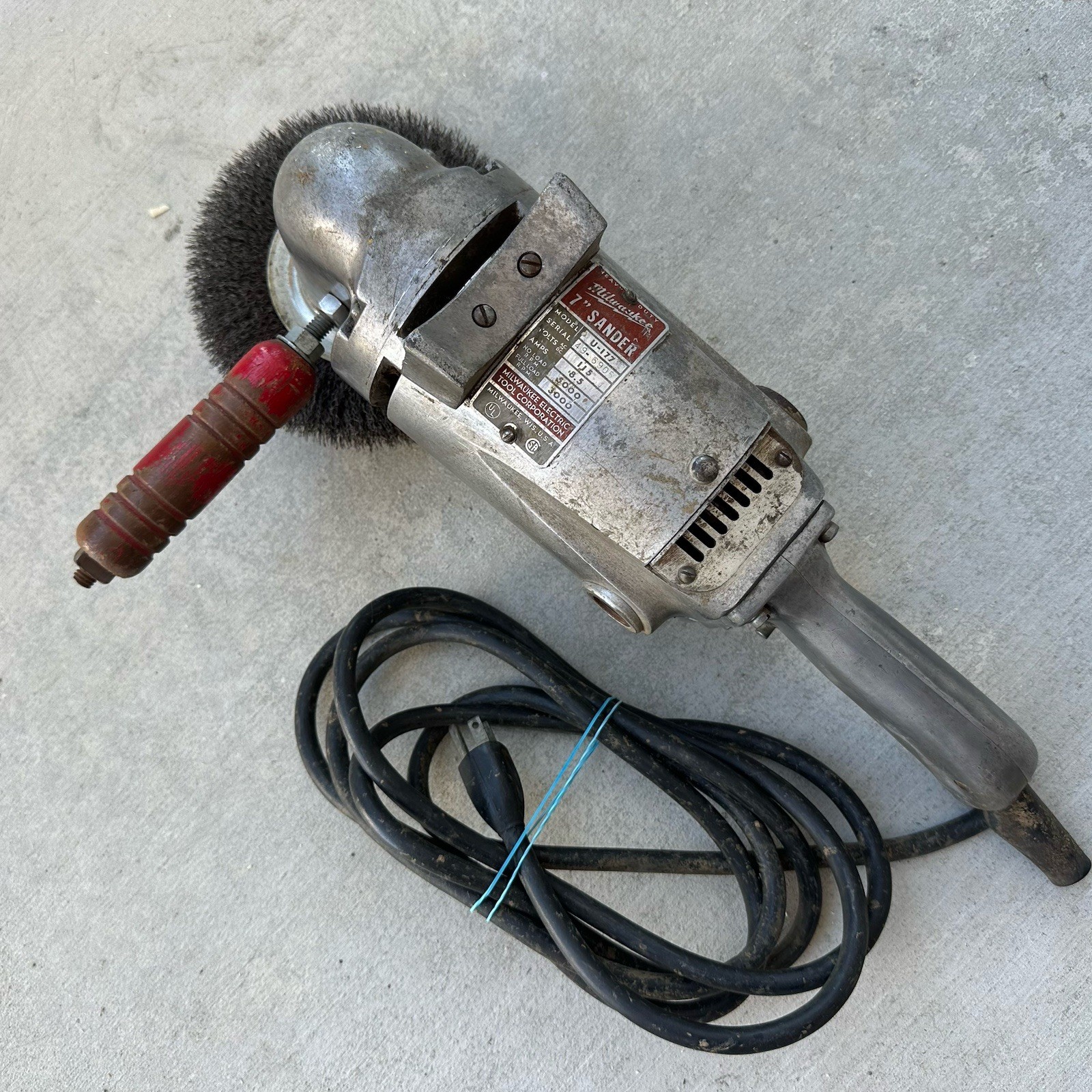 Milwaukee Tools 7&Prime; Sander / Grinder U177 3000-5000 RPM Made In USA 115V 8.5a