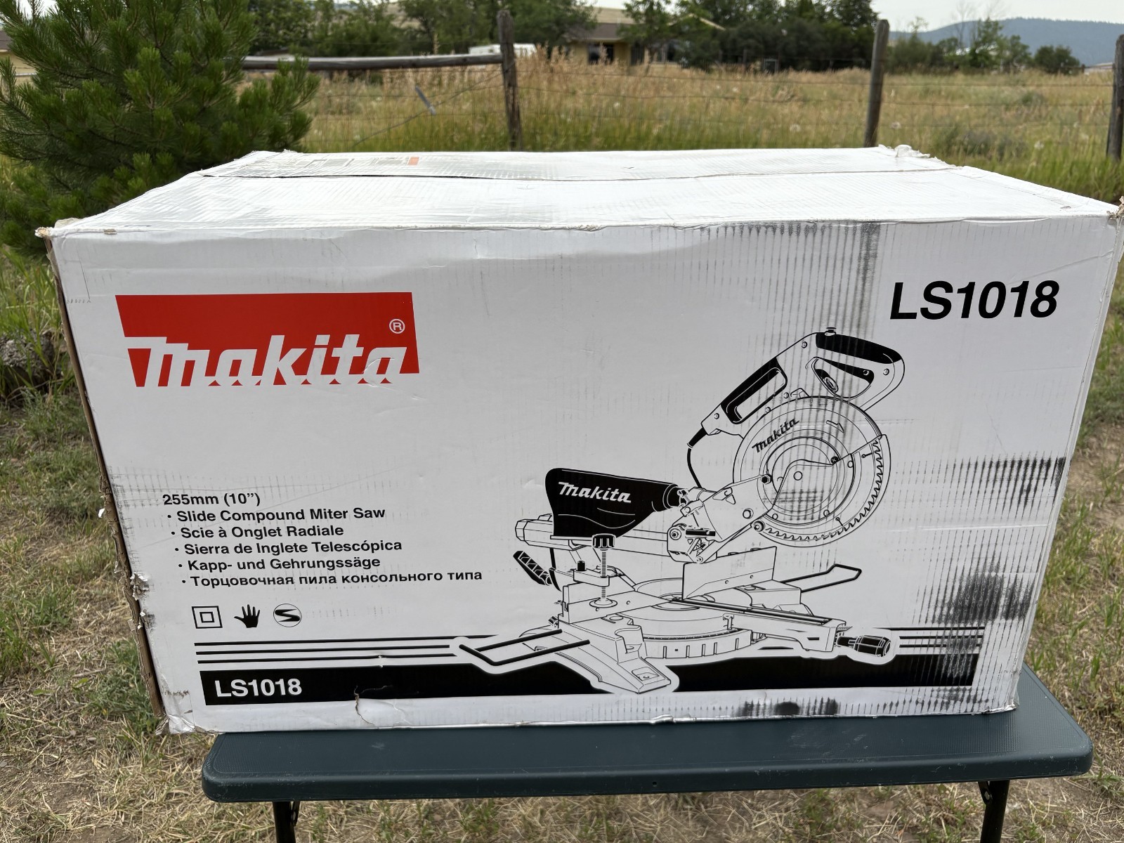 Makita 10&Prime; Corded Slide Compound Miter Saw LS 1018